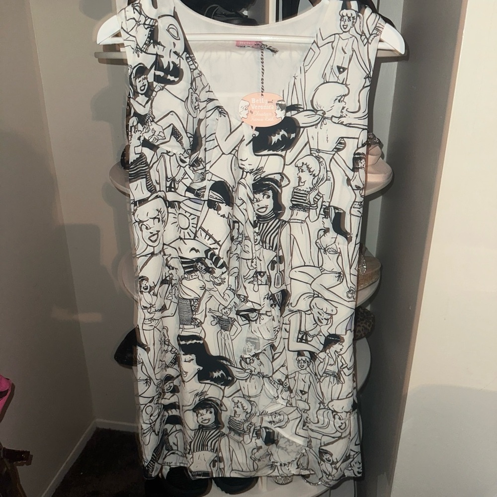 Rare Betty And Veronica Chic Black and White Cartoon Print Mini Dress